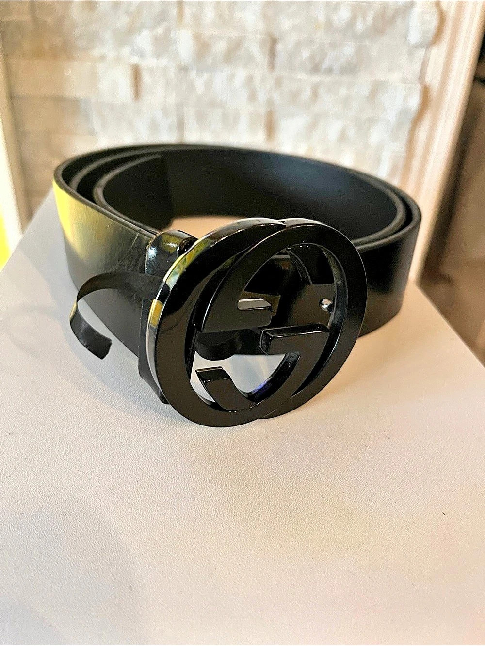 Gucci Interlocking G Black Leather Belt with Black Hardware